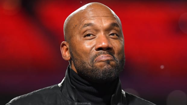 ESPN analyst Louis Riddick reacts to a fan’s question ahead of the Bills-Patriots game in Dec. 2021.